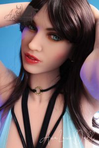 Visage 18