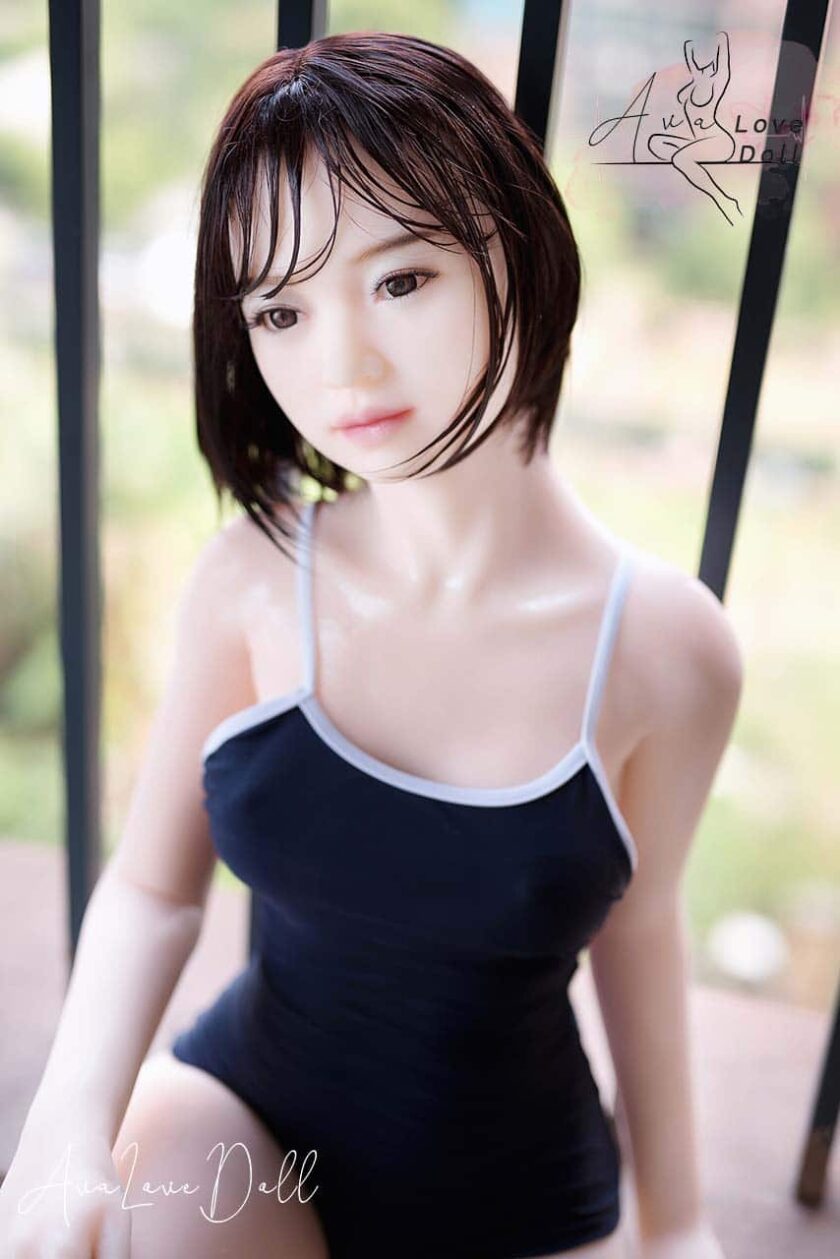 Poupée TPE 6YE 150 cm visage 43