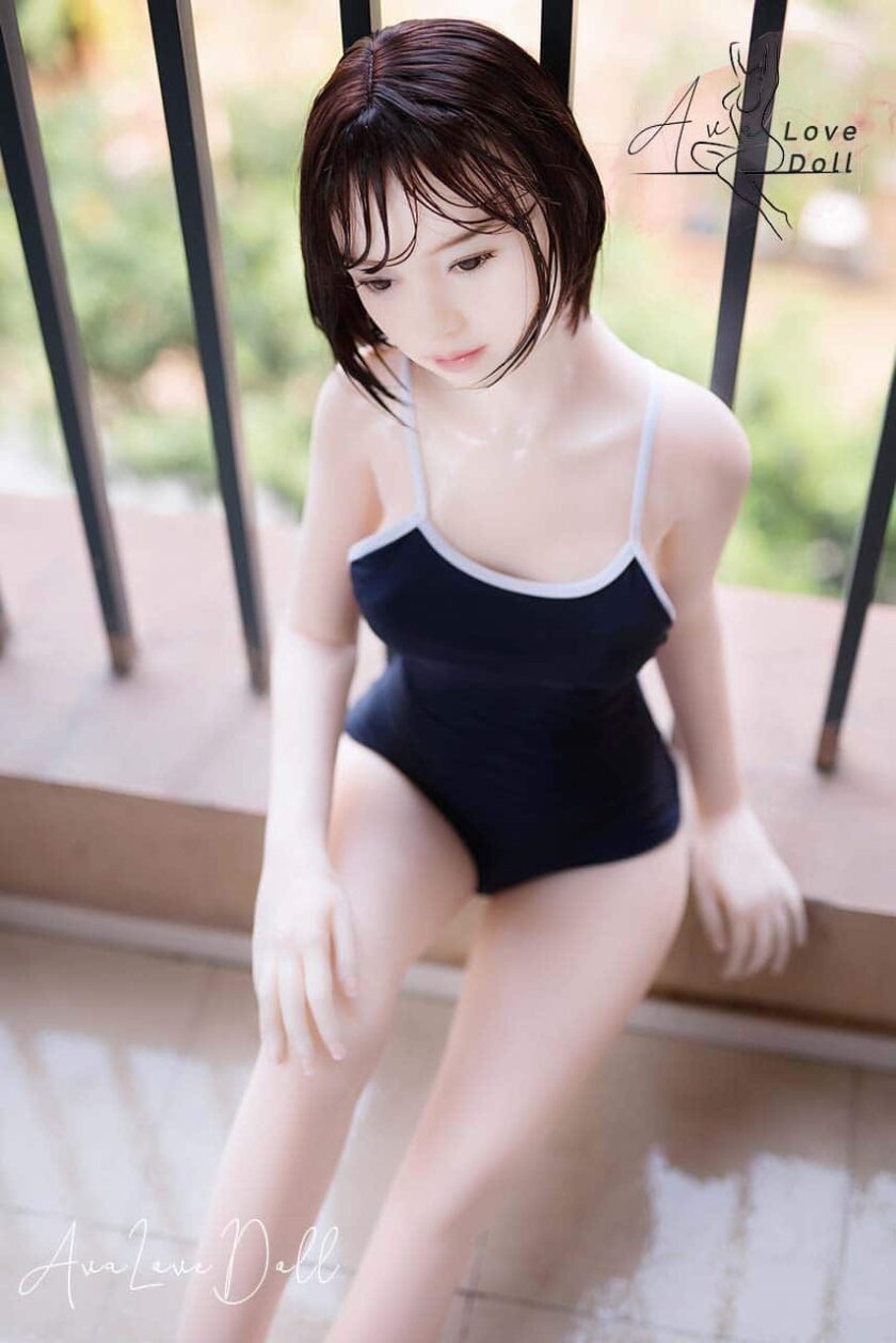 Poupée TPE 6YE 150 cm visage 43