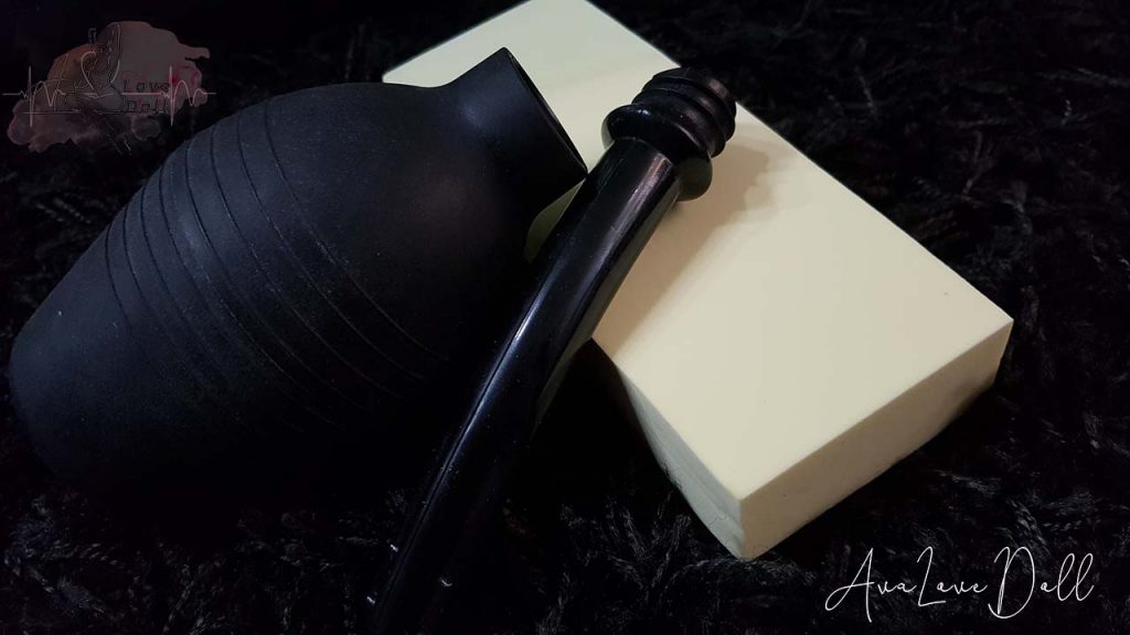 laver facilement poupée sexuelle