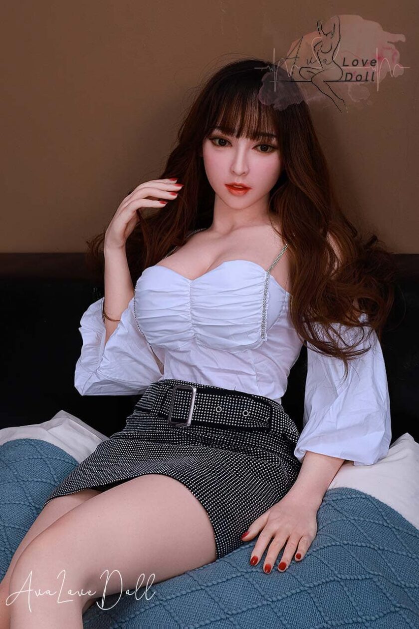 Silicone Future Doll F20 163 cm