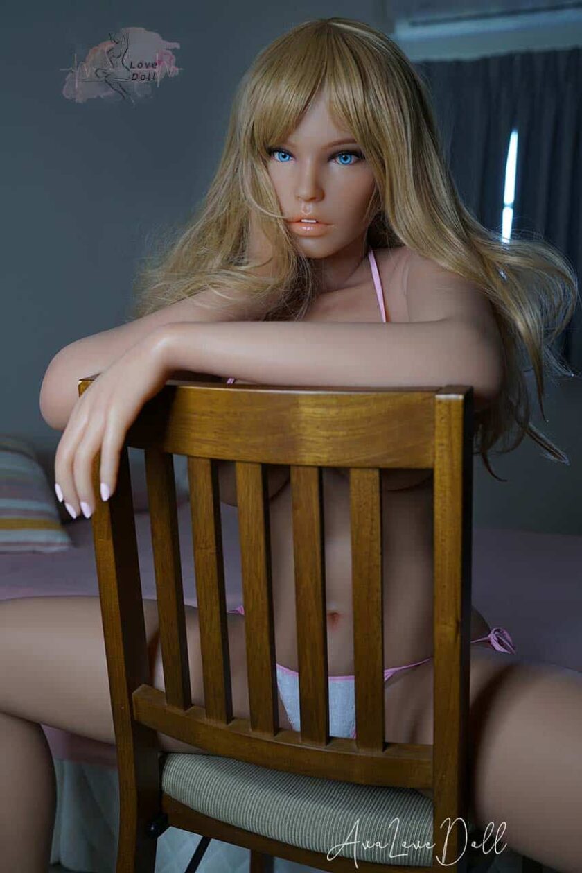 Poupée Silicone Piper Doll Jenna 160 cm Bonnet G