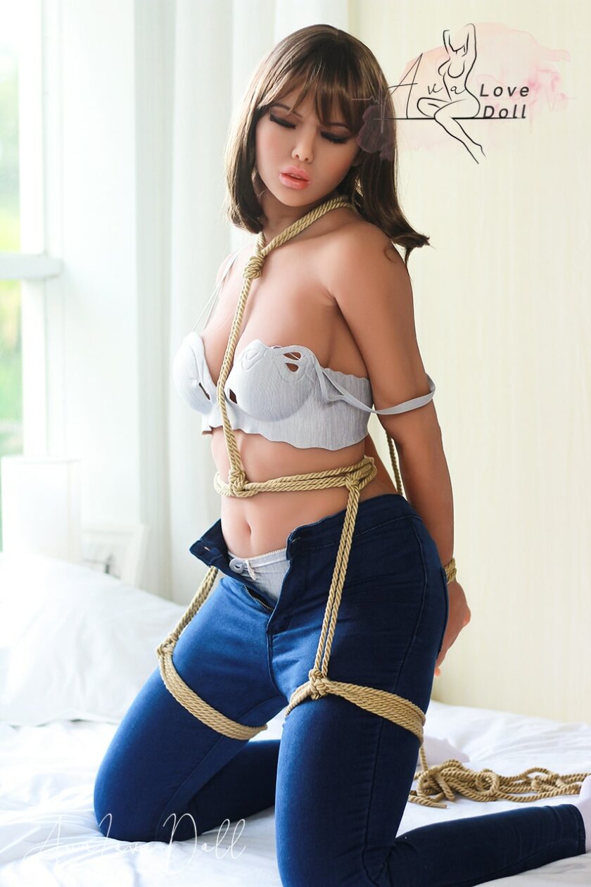 6YE Doll 161 cm Bonnet C tête 42 sex doll
