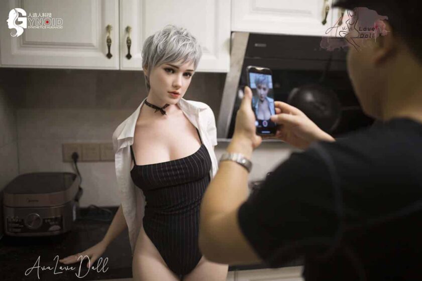 Poupée Silicone Gynoid Laura Modèle 11 | 162 cm bonnet C – Image 14