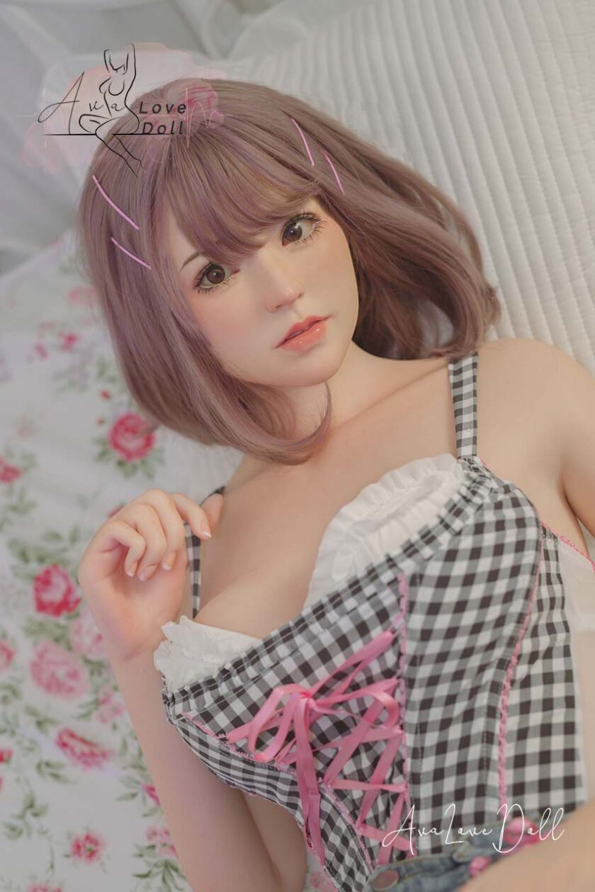 Bezlya Poupée silicone Hydrangea | 160 cm Bonnet B Série 2.1 – Image 8