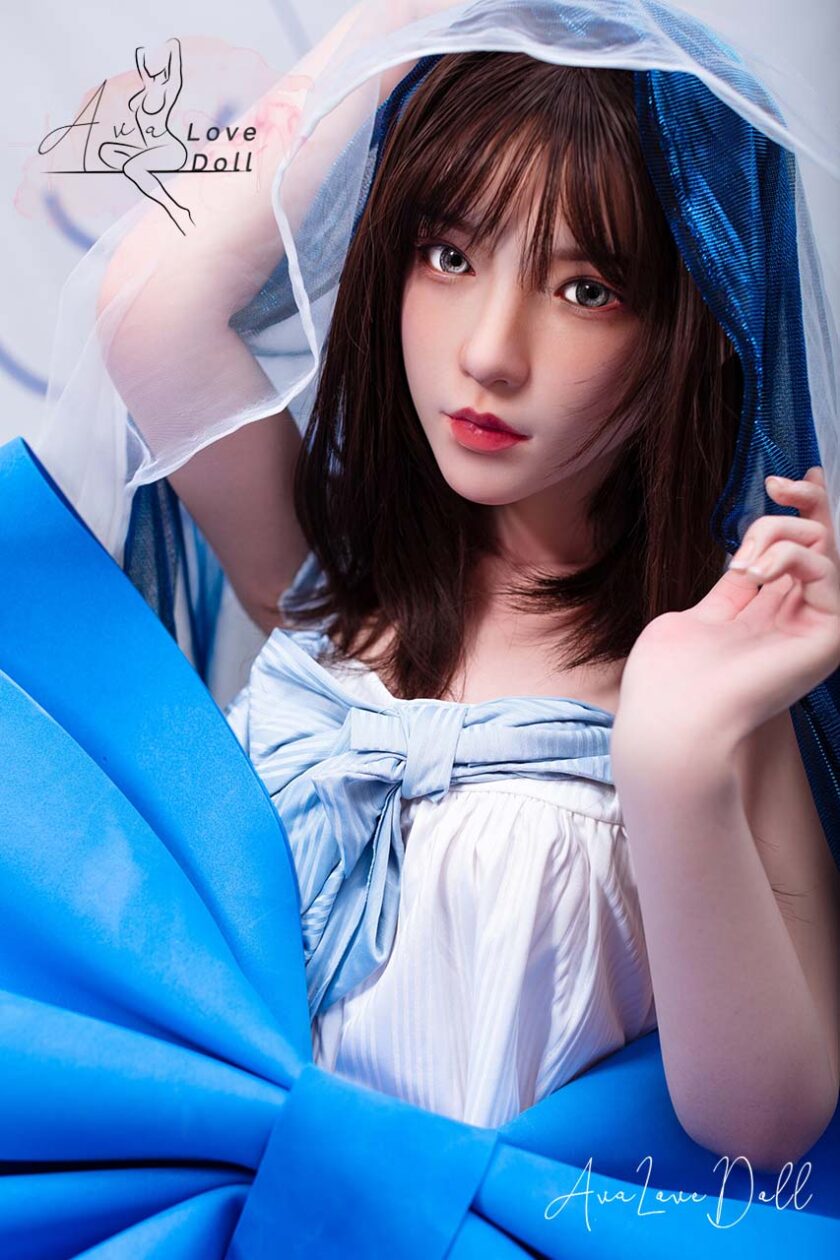 Bezlya Poupée silicone Iris | 150 cm Bonnet B Série 2.1 – Image 4