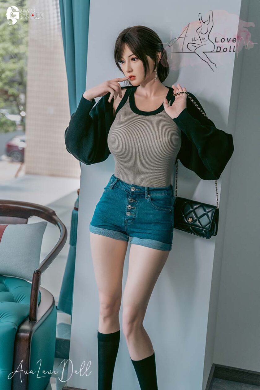 Poupée Silicone Gynoid Leyla Modèle 19 | 168 cm bonnet J – Image 23
