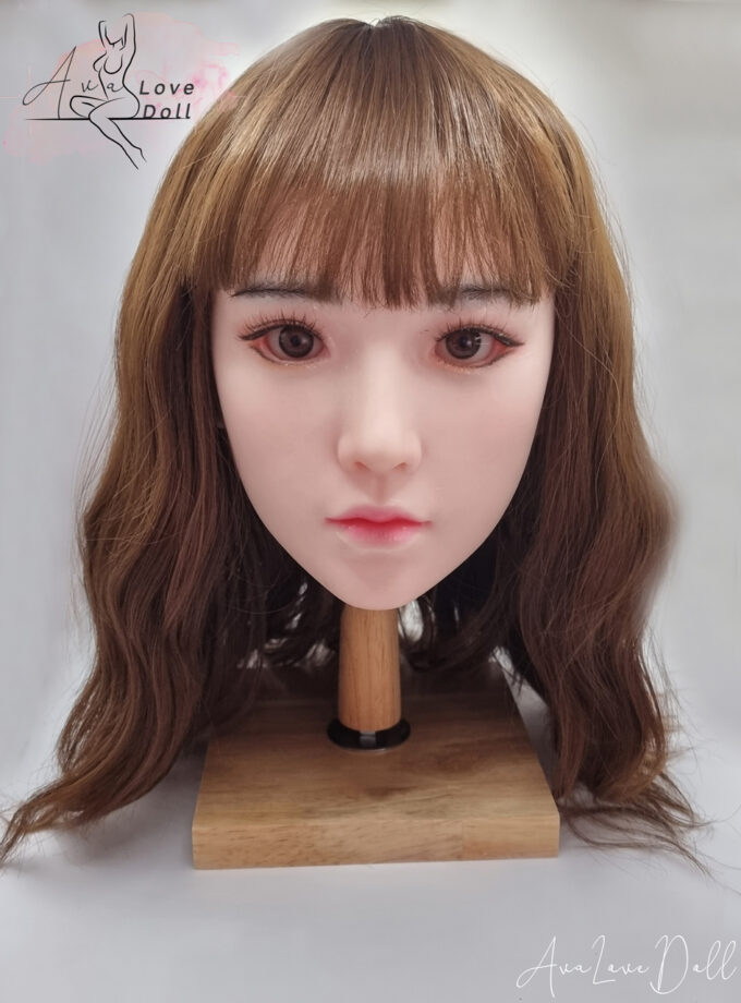 Universal Wooden Doll Head Holder