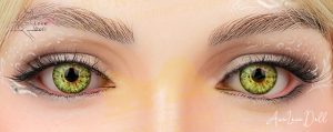Yeux verts clairs