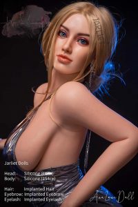 Visage Leila