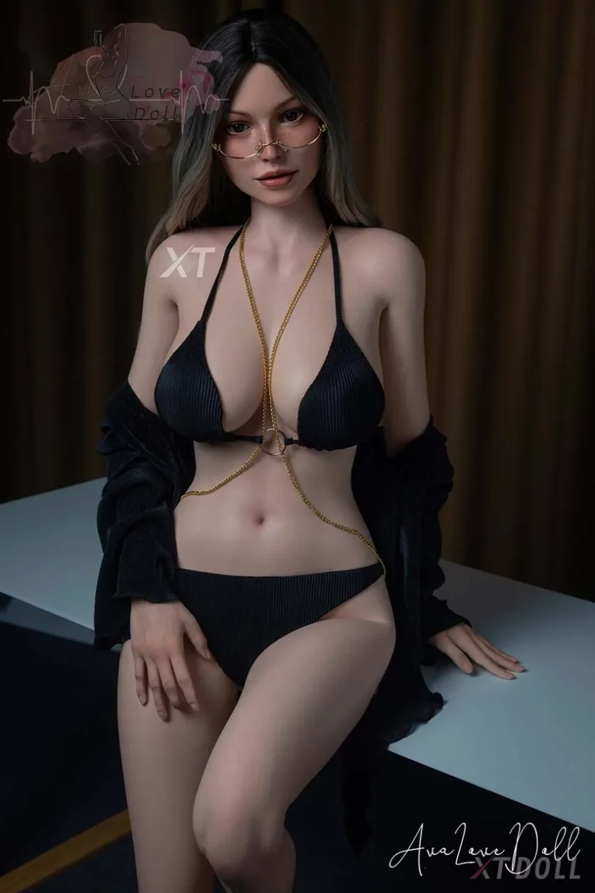 Sexdoll XT Doll Poupée Silicone 165 cm bonnet E Julie XT6