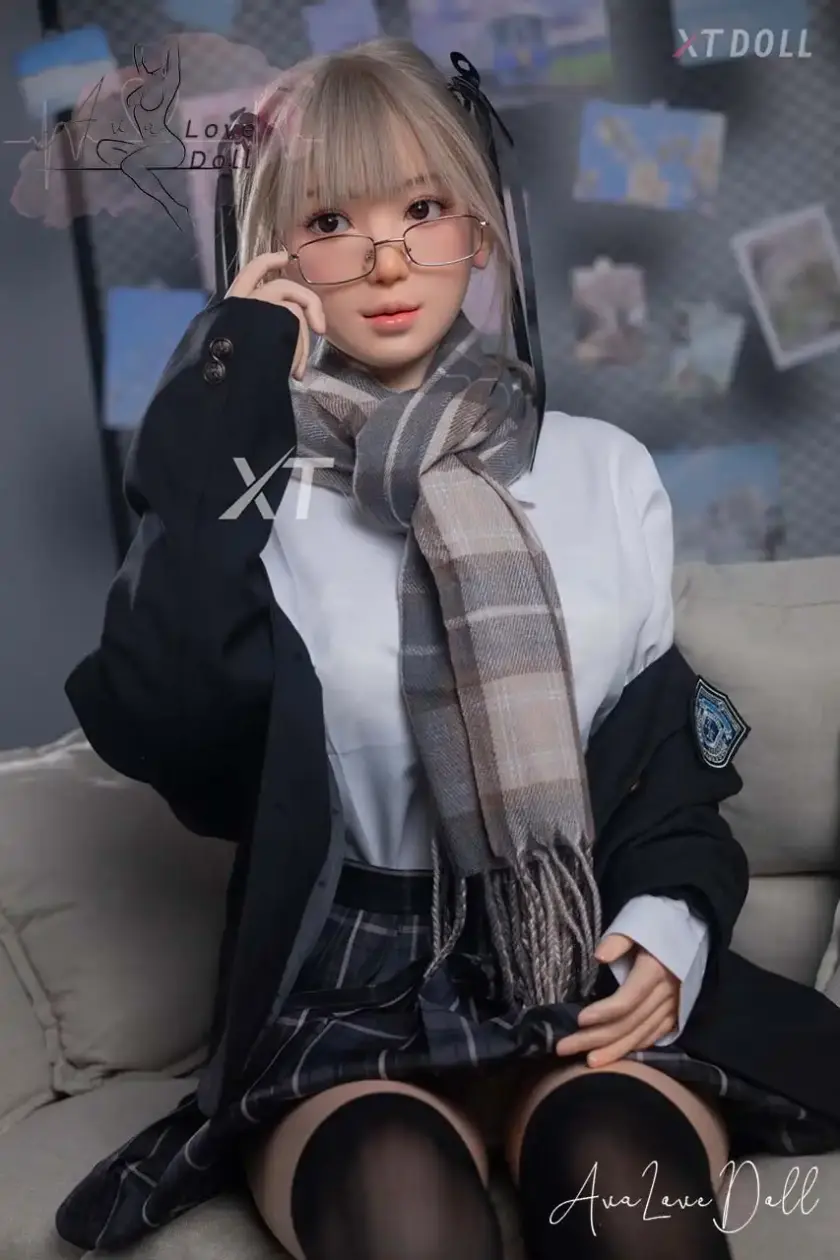 Poupée Silicone XT Doll 157 cm Bonnet D Grace XT39