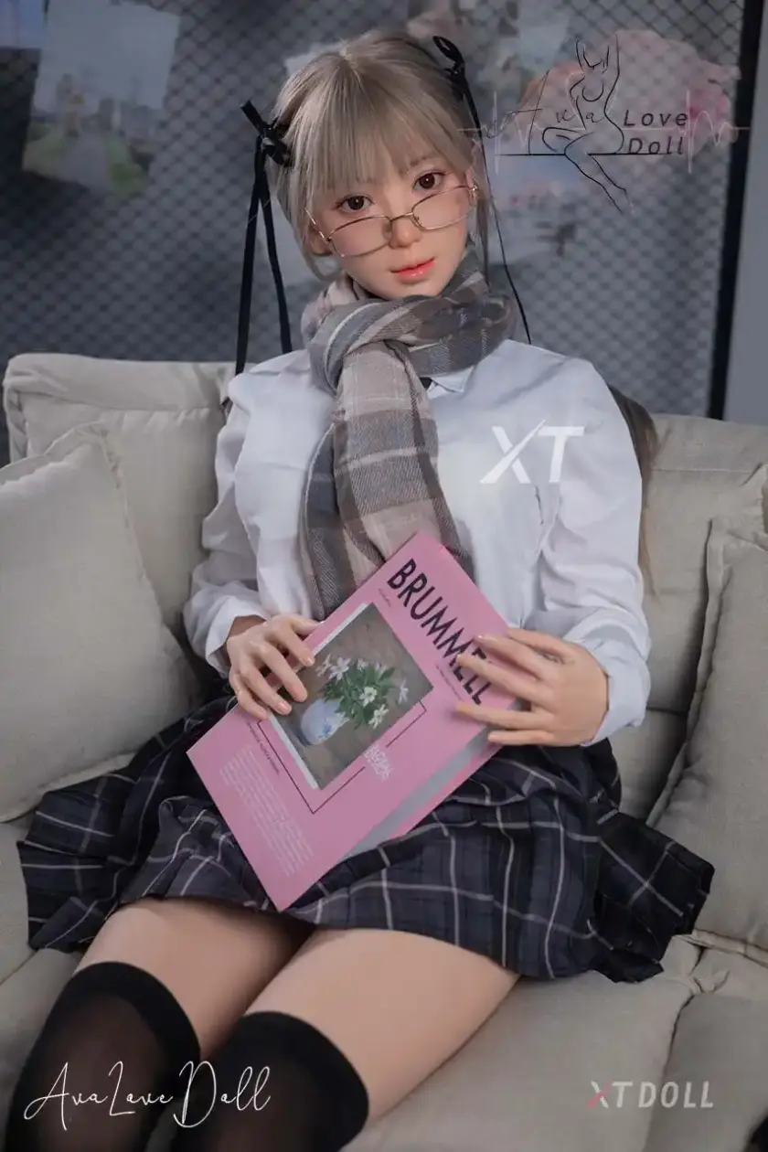 Poupée Silicone XT Doll 157 cm Bonnet D Grace XT39