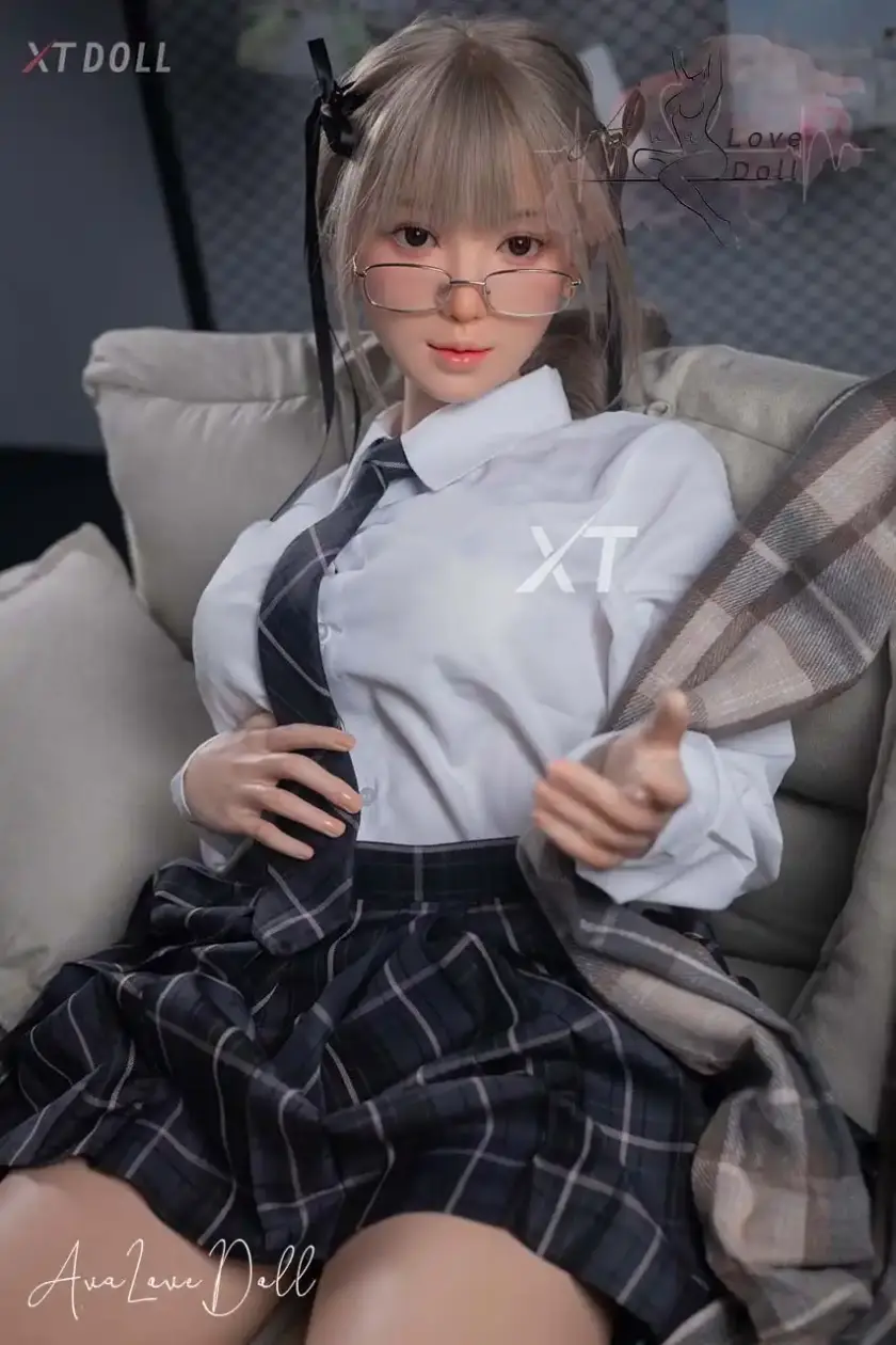 Poupée Silicone XT Doll 157 cm Bonnet D Grace XT39