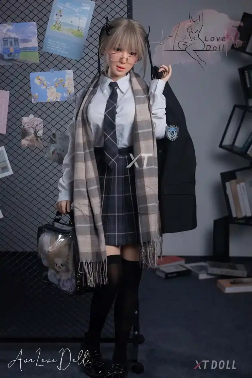 Poupée Silicone XT Doll 157 cm Bonnet D Grace XT39