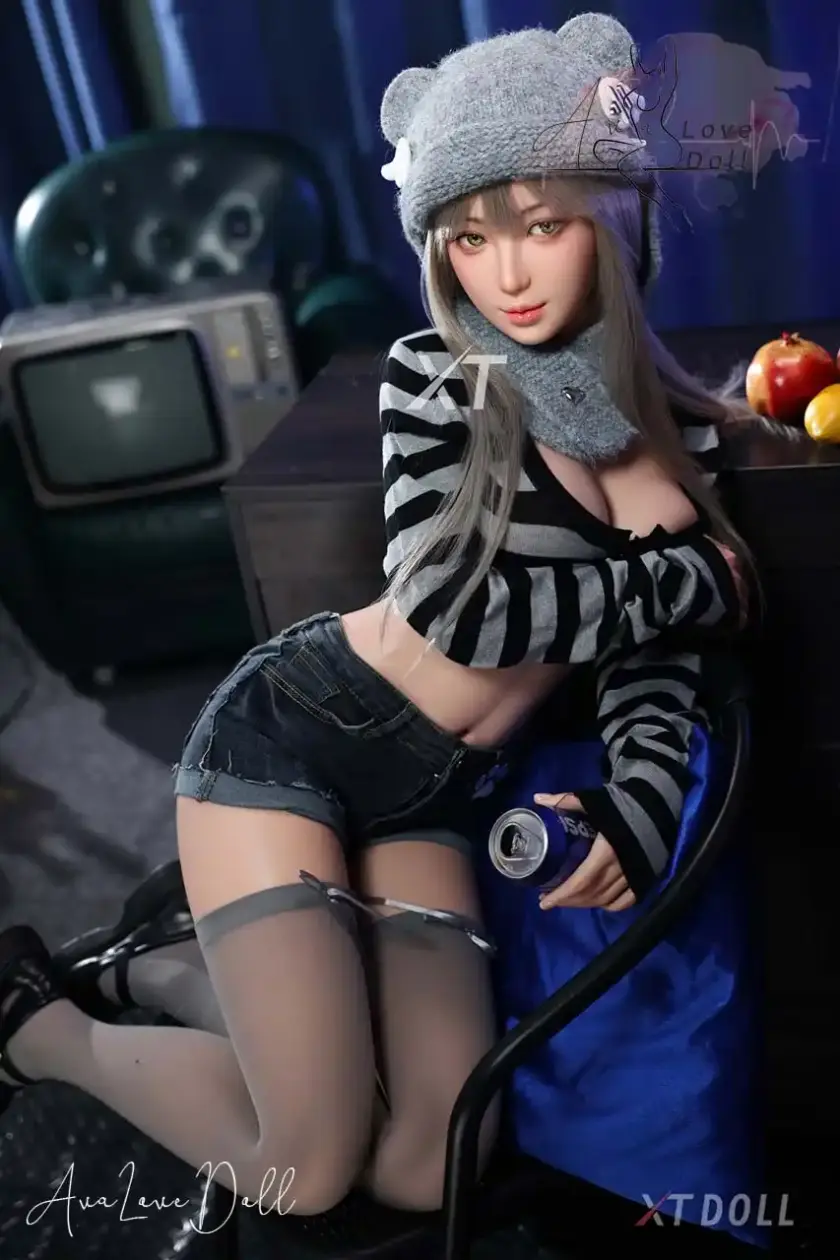 XT Doll silicone Grace XT39 157 cm D cup