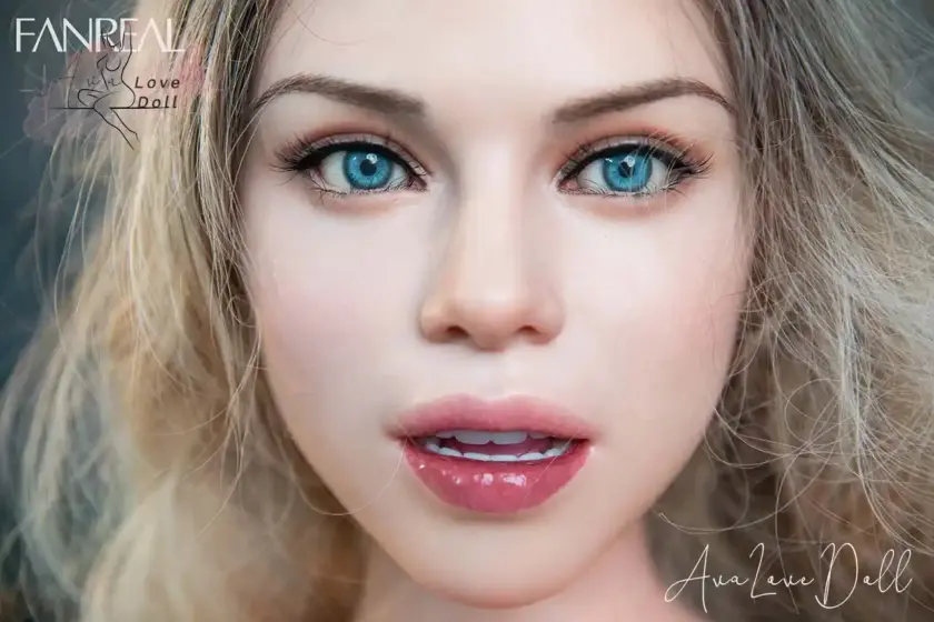 Carlee Fanreal poupée silicone 109 G