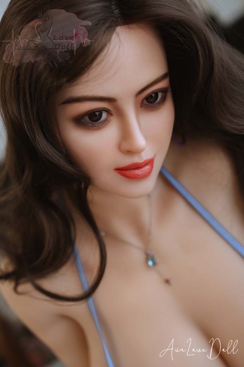 HR Doll Yvette poupée sexuelle 161 M