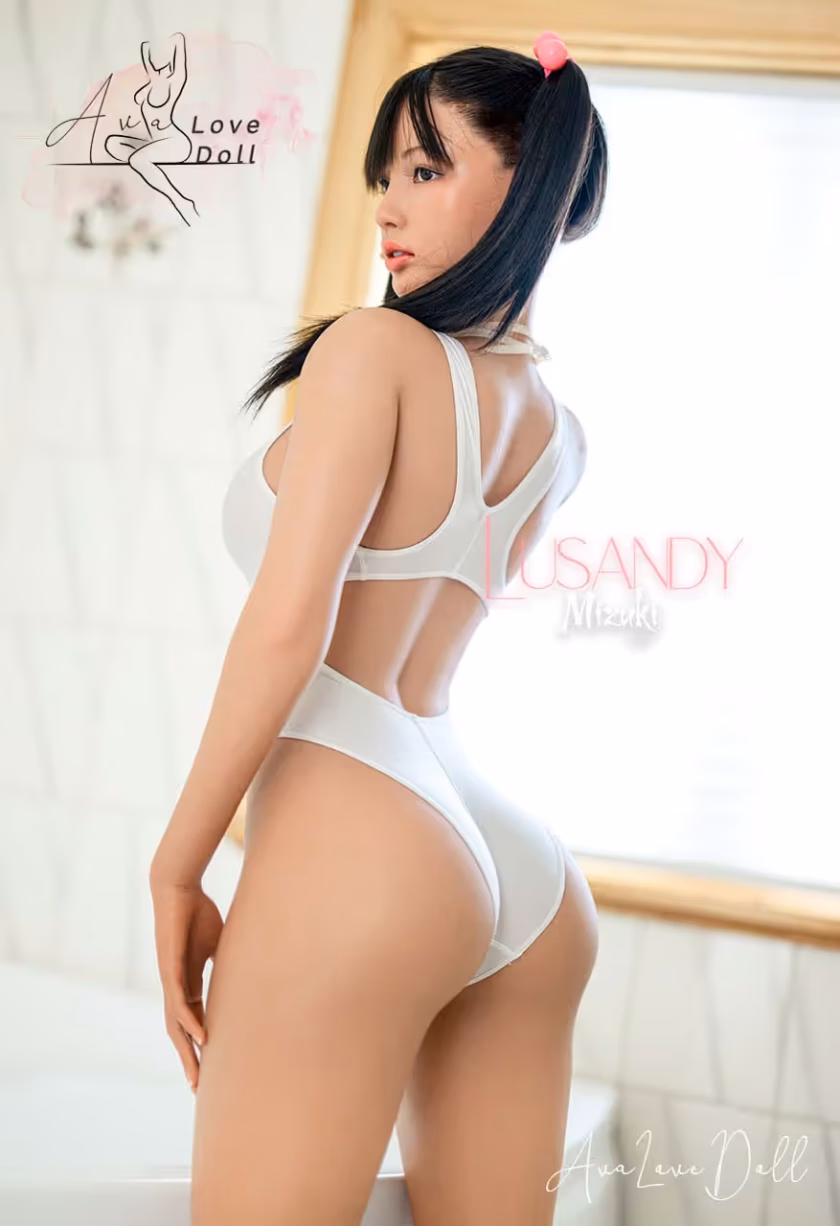 Mizuki poupée sexuelle silicone Lusandy 165 cm ROS bonnet D