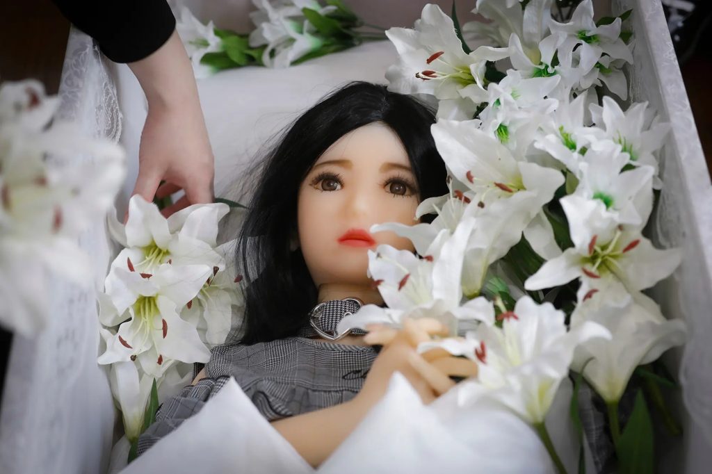 La fin de la love doll